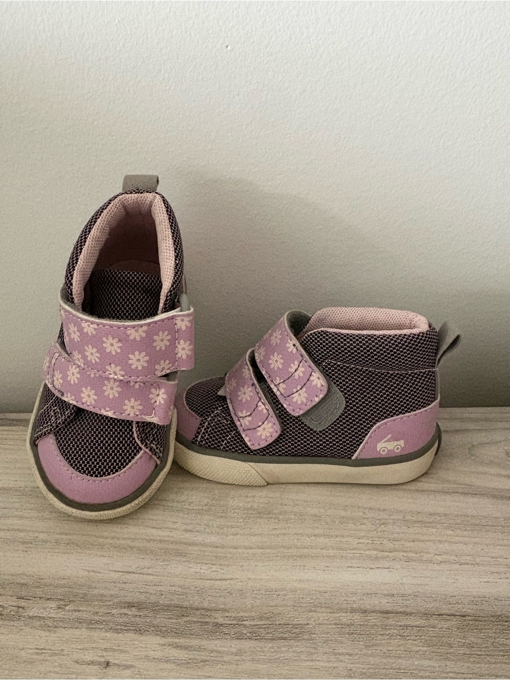 See Kai Run Dean Adapt shoes size toddler 4